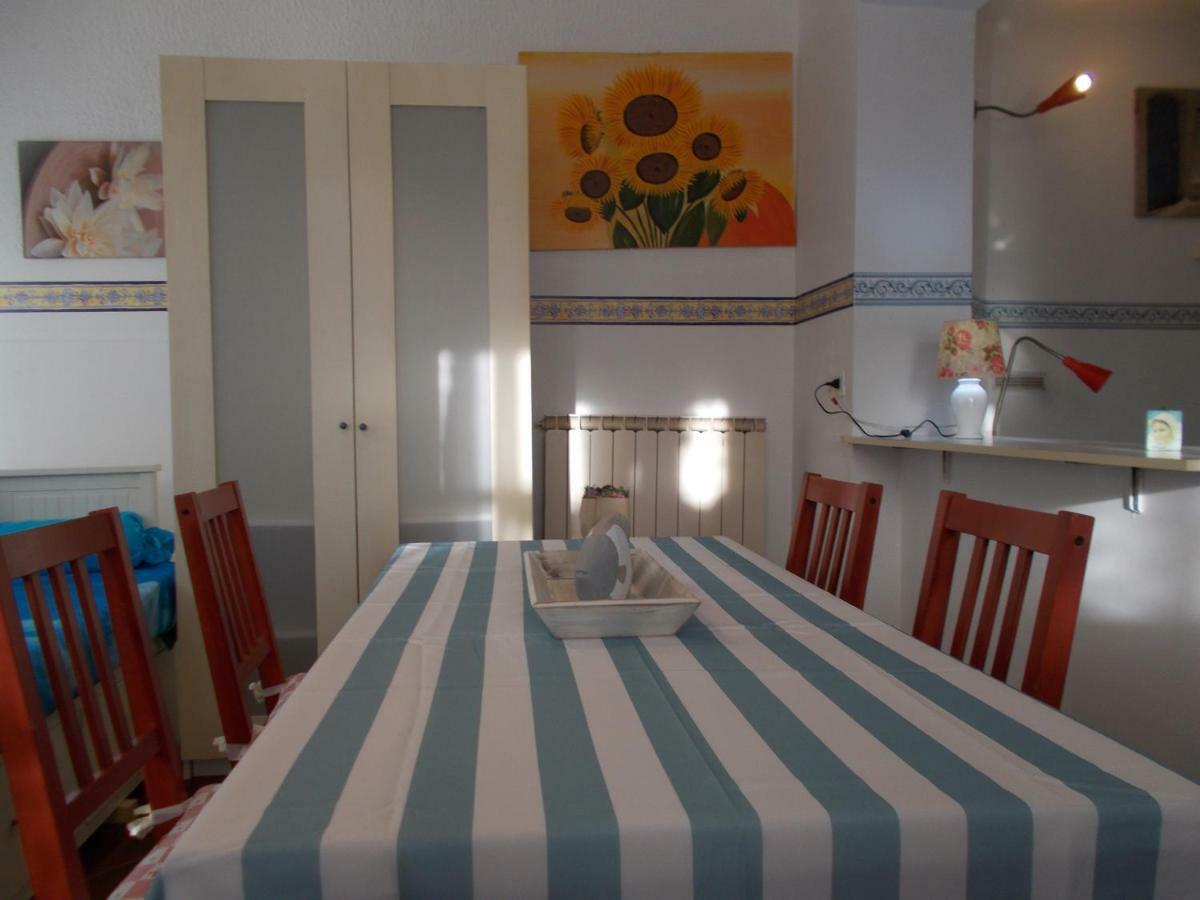 Il Granello Di Senape B&B Palazzo Canavese Екстериор снимка